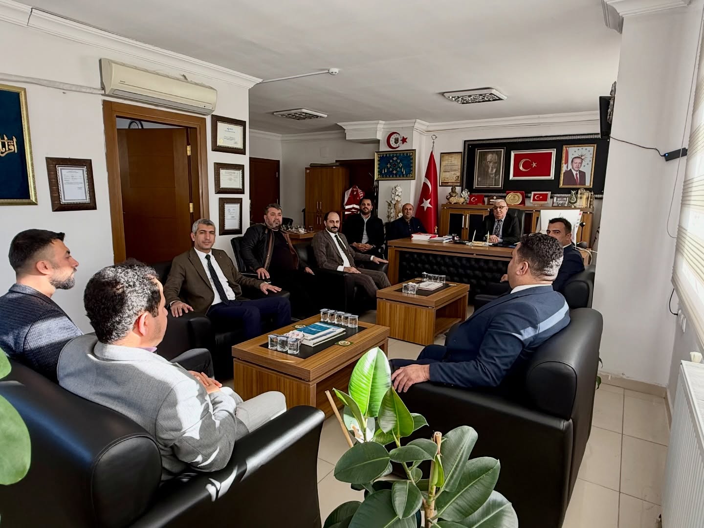 Şanlıurfalılar Derneği’nden İşkur İl Müdürü Ziyareti3