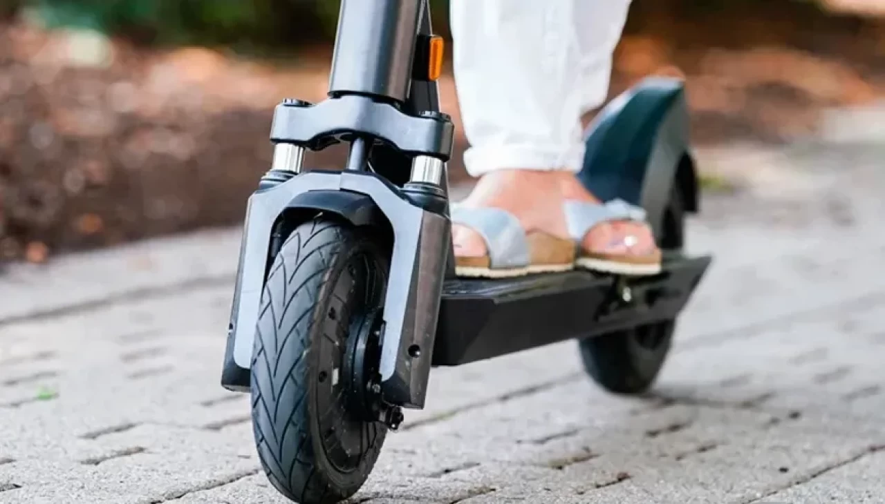 Sx6K Elektrikli Scooter Yonetmeligi Degisti