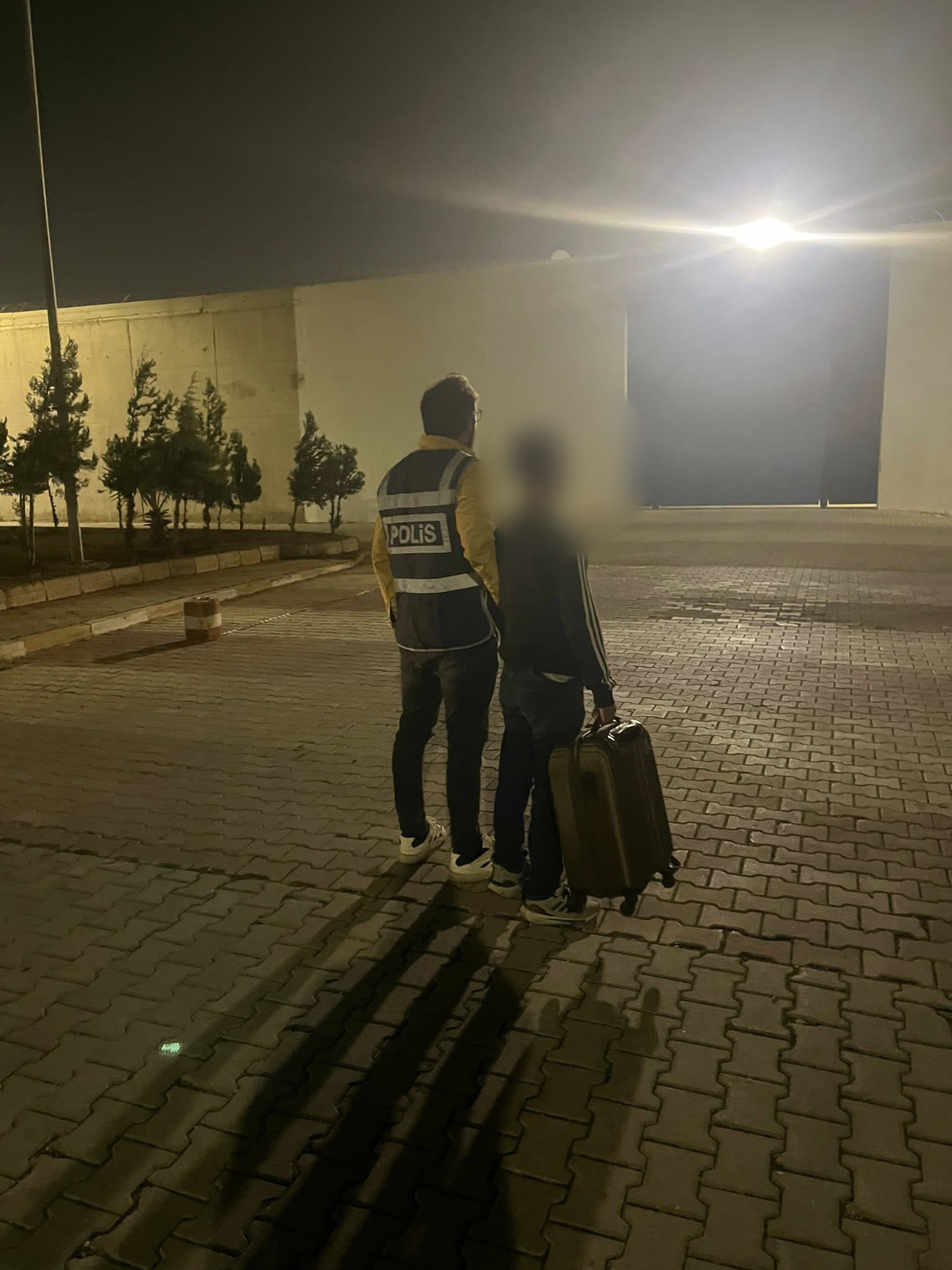 Toprakkale’de Çalıntı Motosiklet Boyayla Gizlendi Yakalandı2