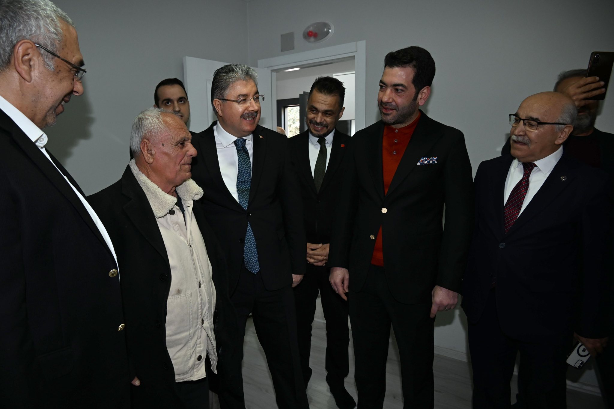 Vali Yılmaz Niyazi Özdemir’in Yeni Evini Teslim Etti2