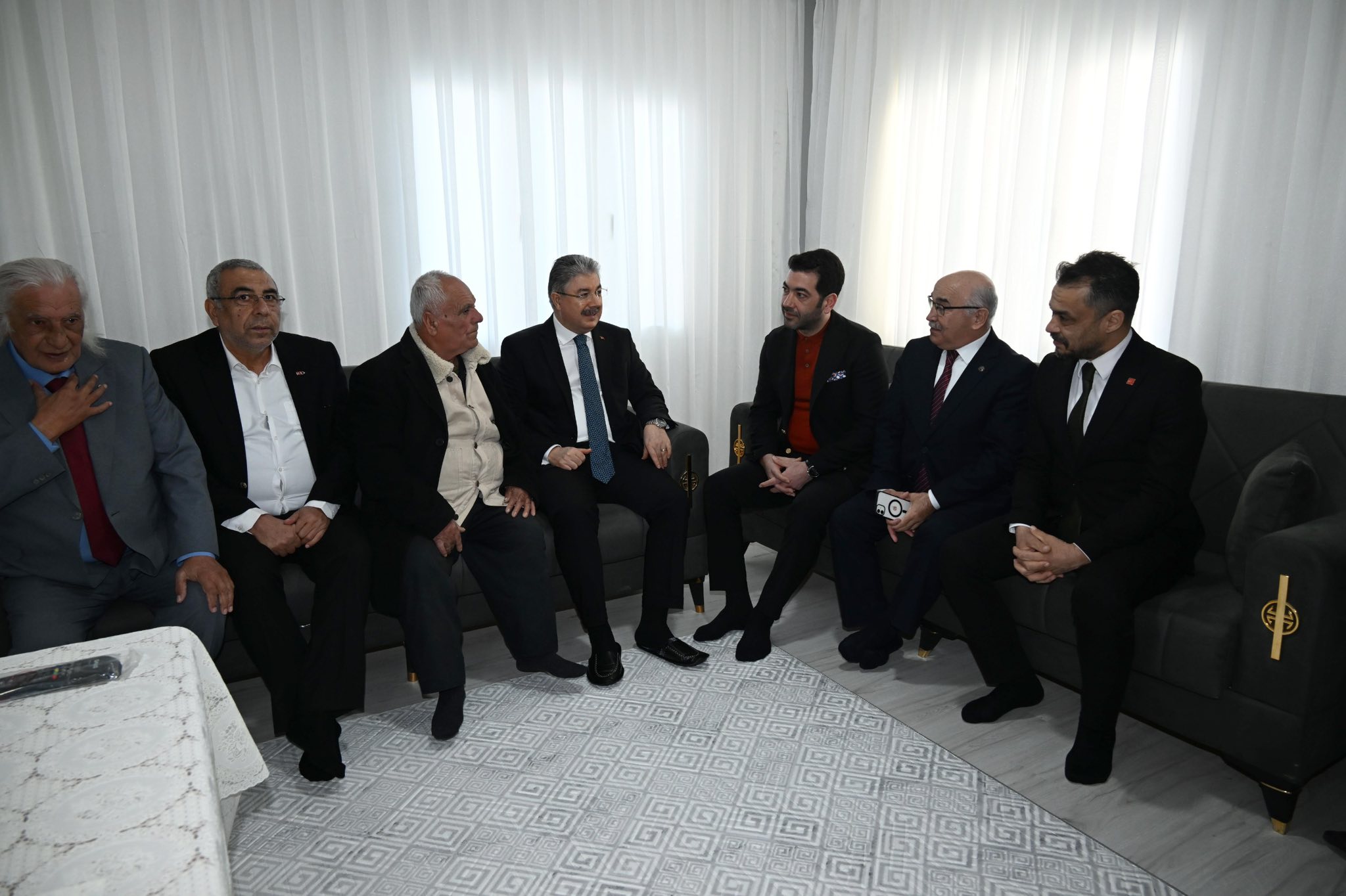 Vali Yılmaz Niyazi Özdemir’in Yeni Evini Teslim Etti3