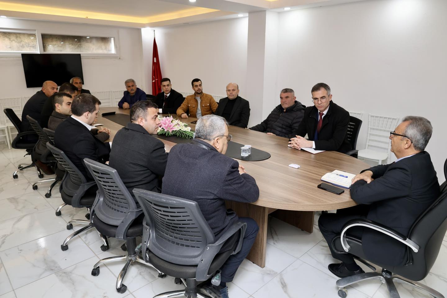 Abbas Yeşildemir Yöneticilerle Buluşup Planları Paylaştı3