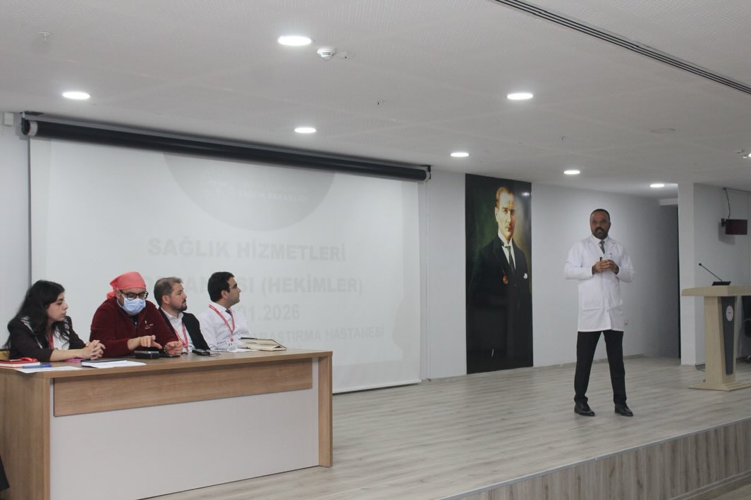 Başhekim Hakkoymaz Hekimlerle Hizmet Kalitesi Toplantısı4