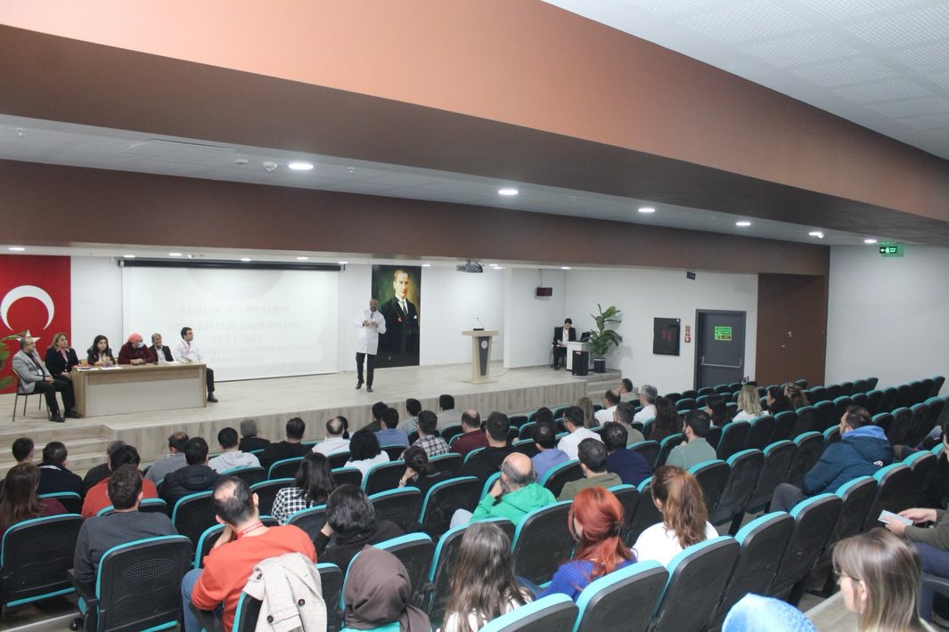 Başhekim Hakkoymaz Hekimlerle Hizmet Kalitesi Toplantısı6