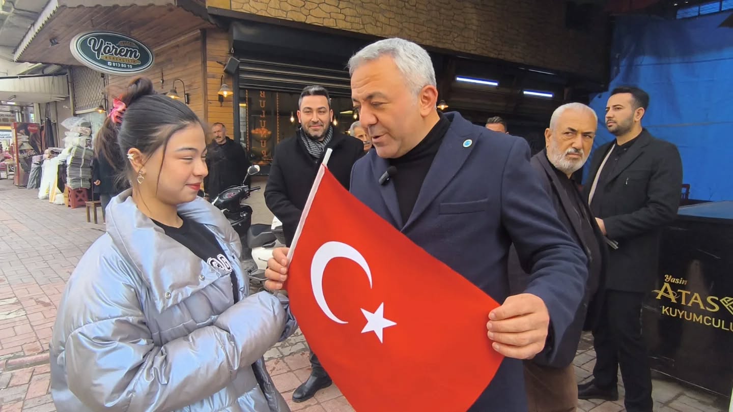 Başkan Kılıç “Bayrağımıza Sahip Çıkmak Asli Görevimiz” (4)