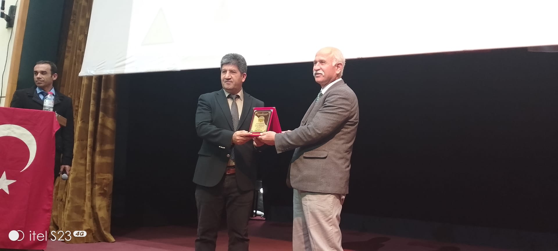 Başkan Topal Arıcılarla Sahada (4)