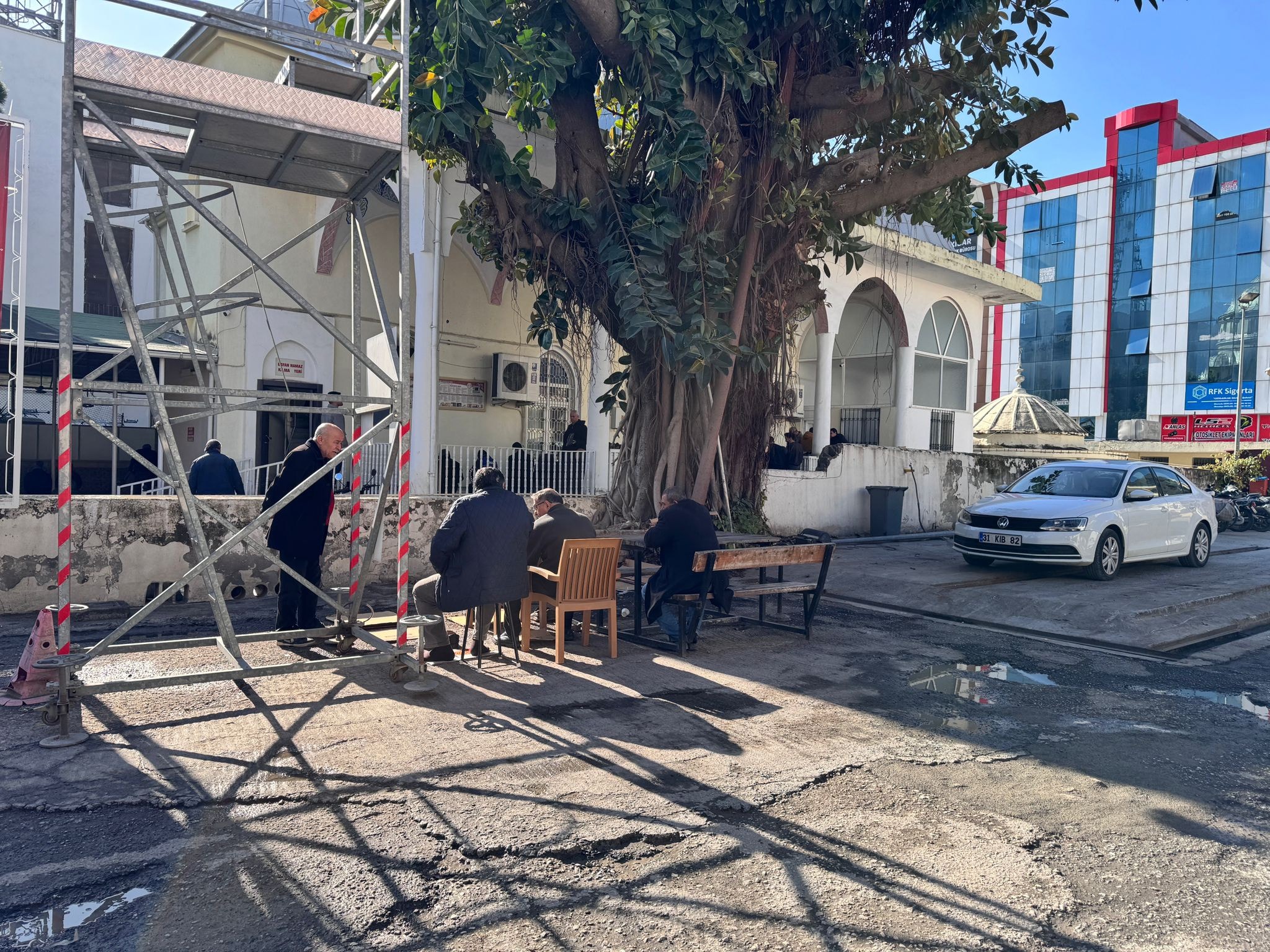 Dörtyol’da Açık Havada İbadet (1)