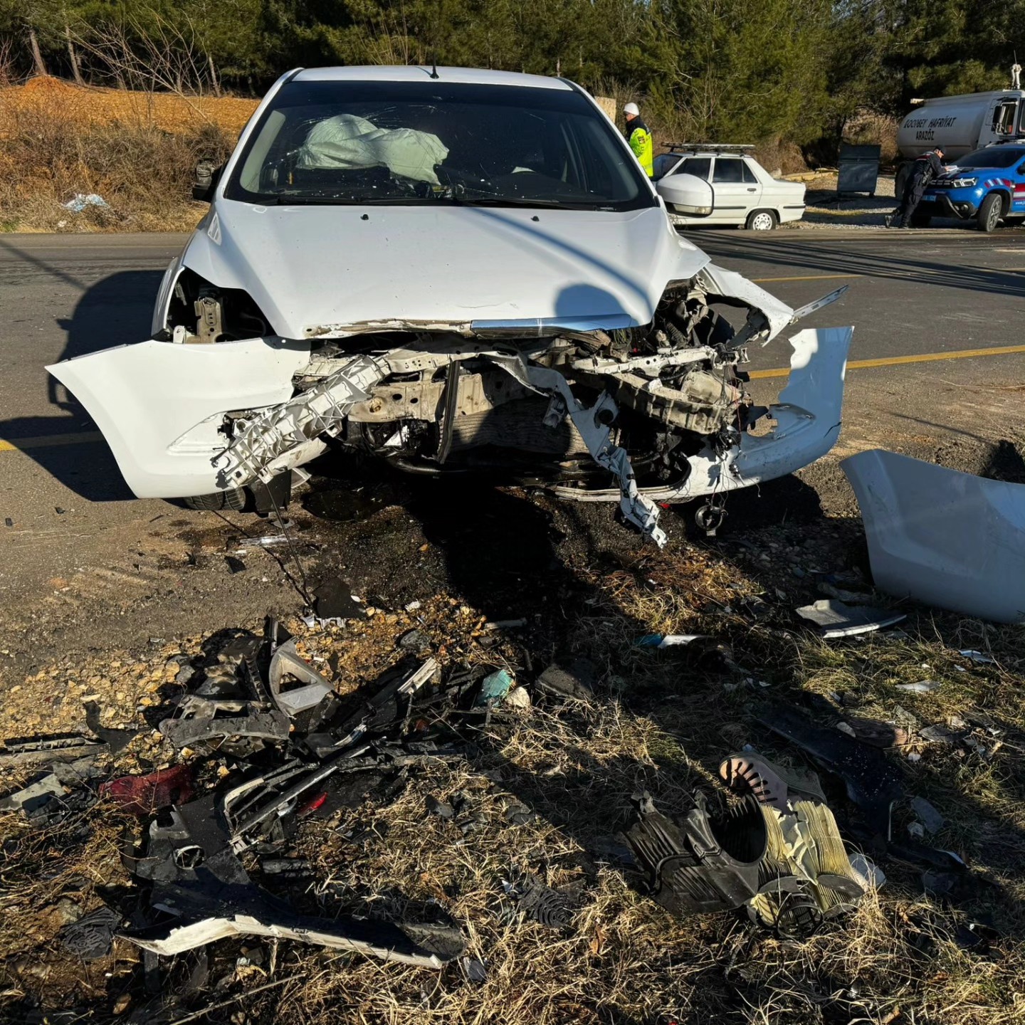 Düziçi’nde Trafik Kazası Kaygan Yolda 2 Kişi Yaralandı (3)