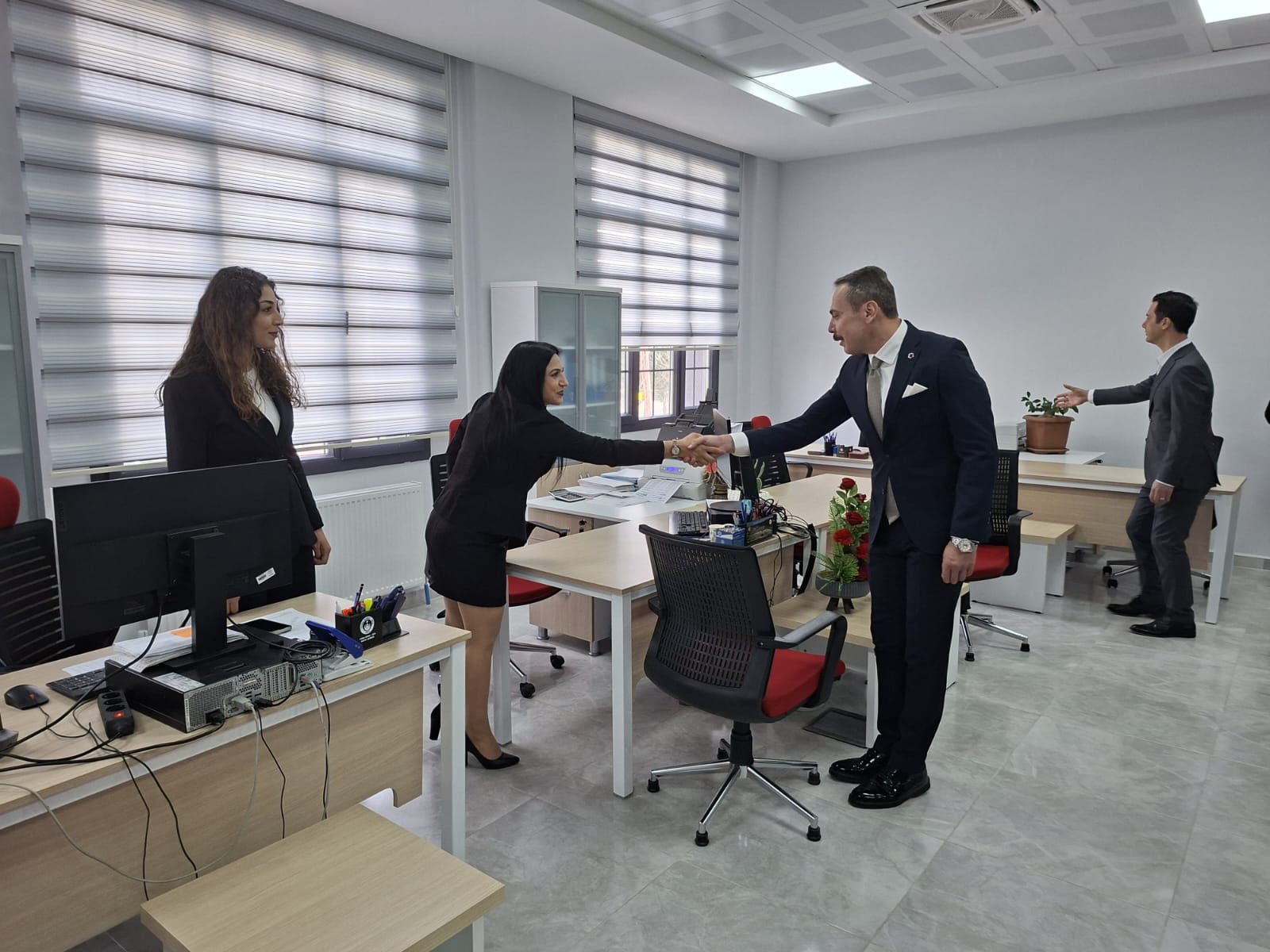 Erzin’de Vergi Hizmetlerinde Yeni Dönem (4)