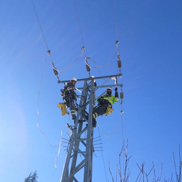 Feke’de Elektrik Hatlarında Yoğun Mesai (2)