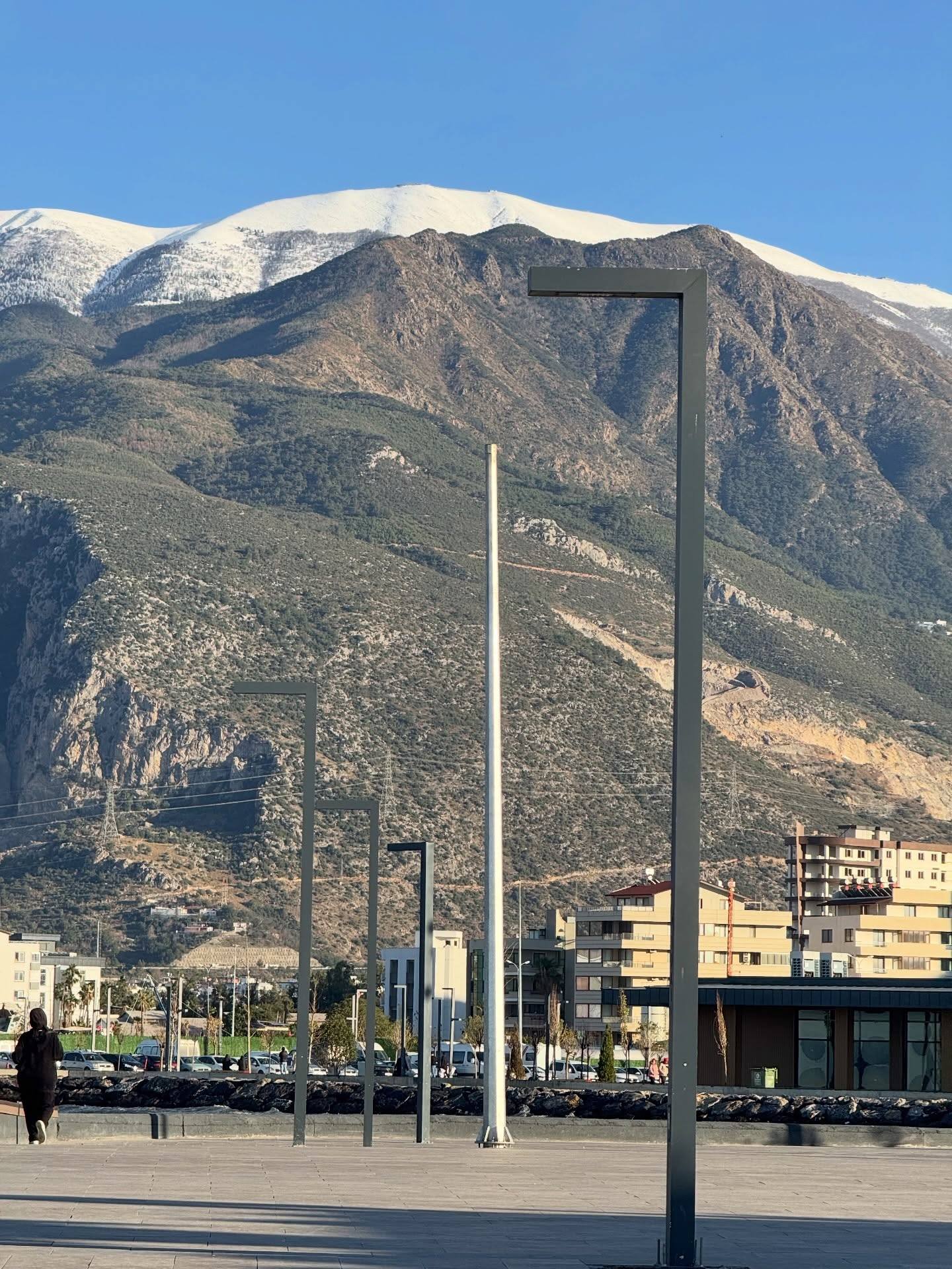 İskenderun Sahili’nde Kış Güneşi Ve Nergis Kokusu (3)
