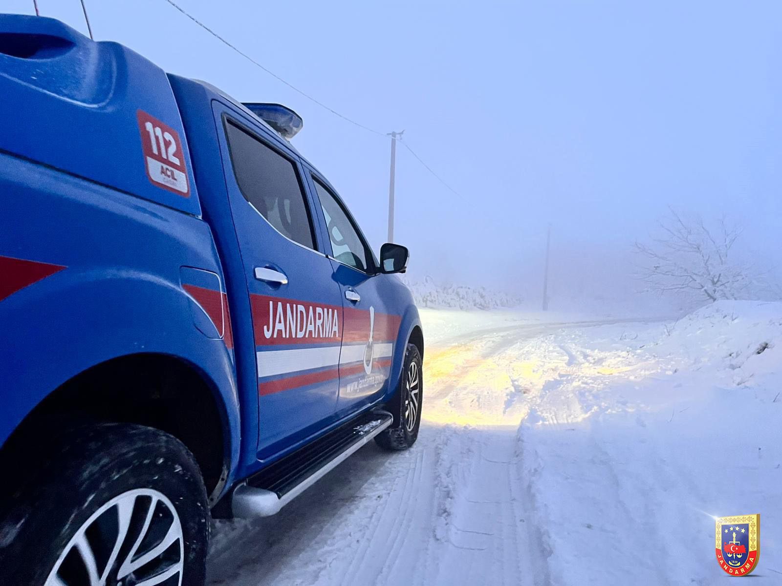 Jandarma Zorlu Kışta Görev Başında (6)