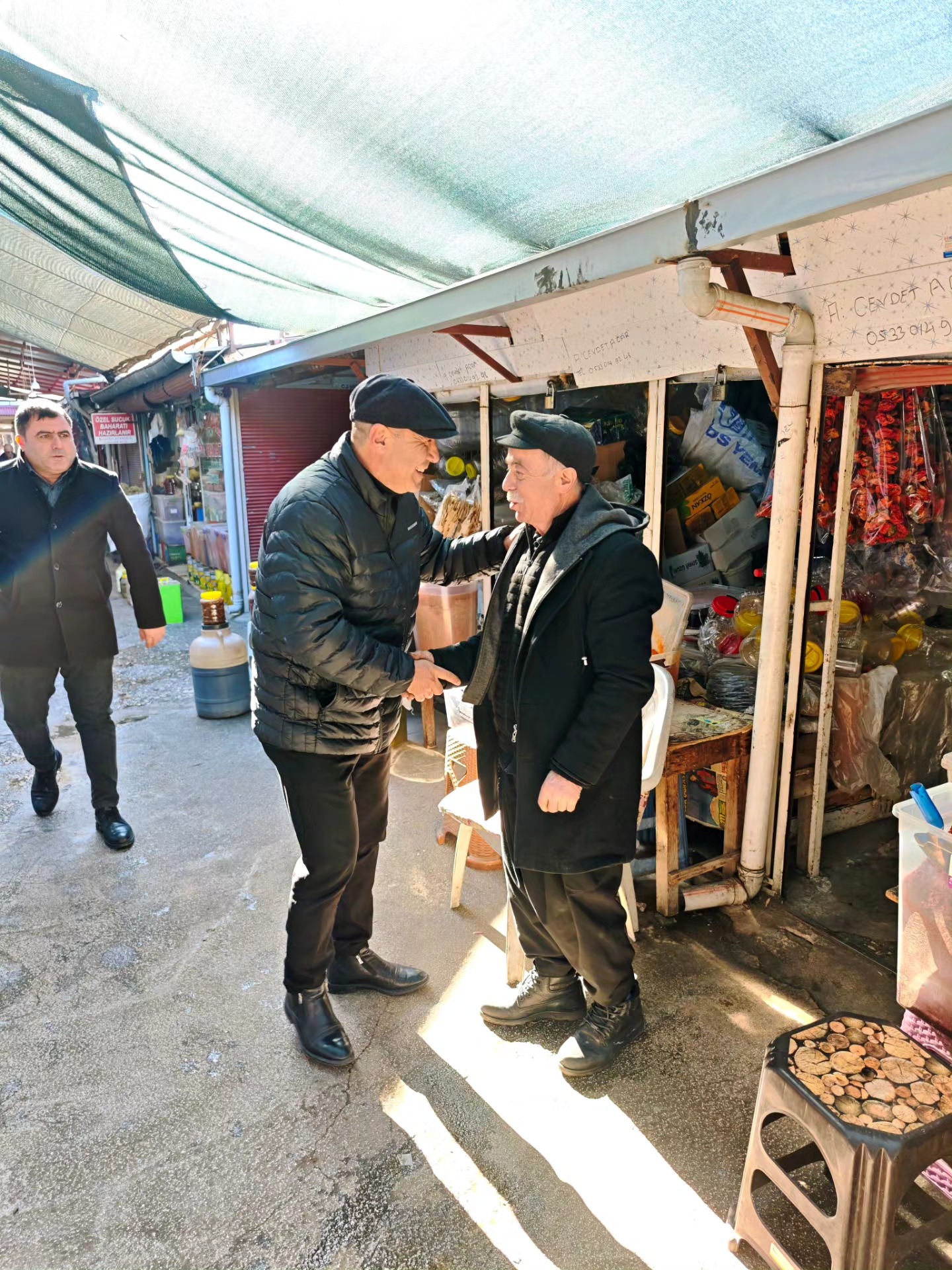 Kadirli’de Esnaf Alarm Veriyor (1)