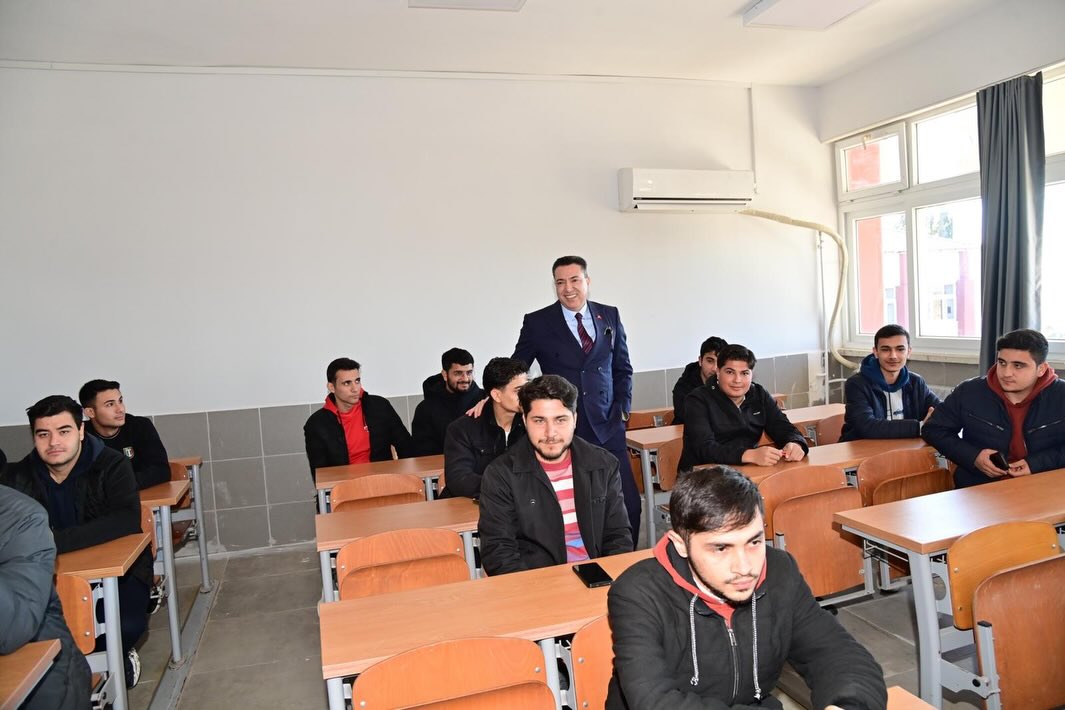 Okü Kadirli Fakültesinde Dekanlık Devir Teslimi (4)