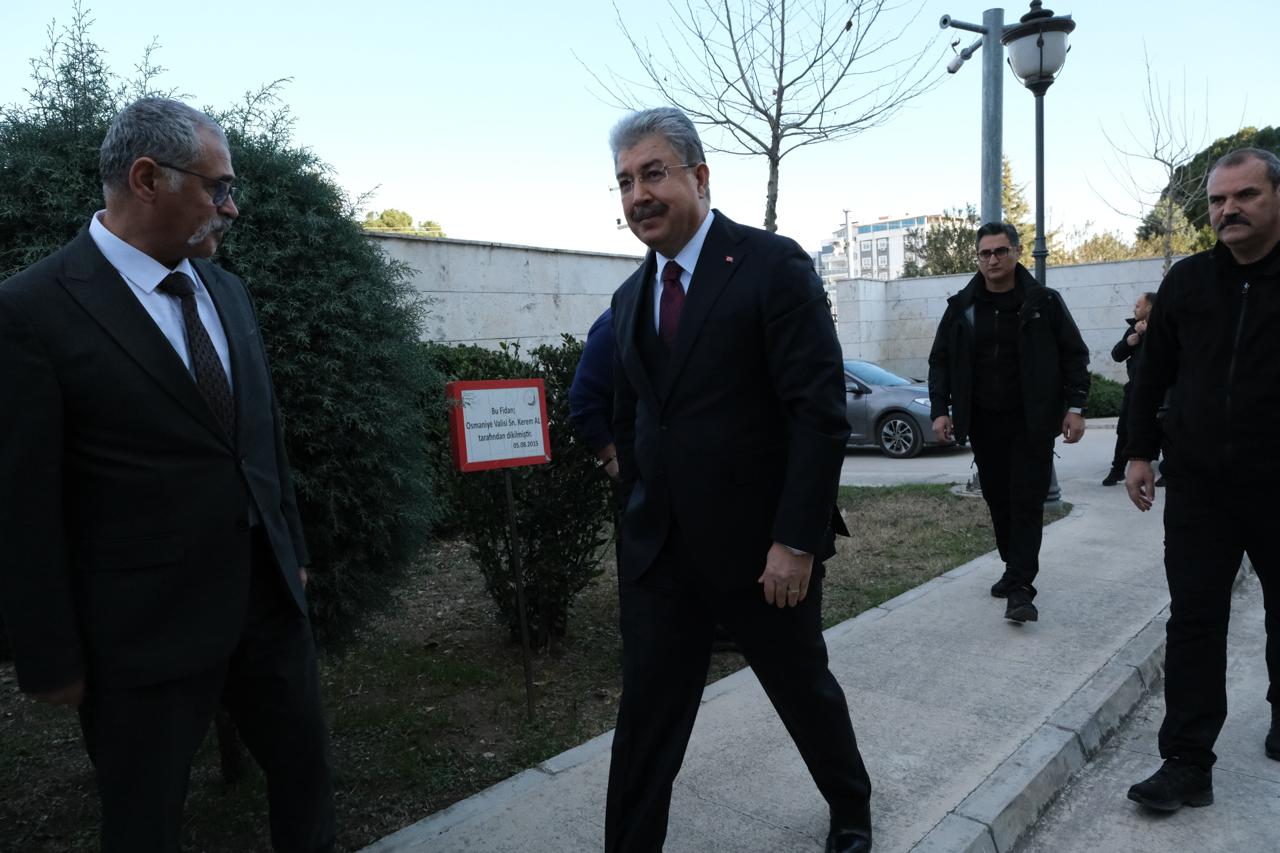 Osmaniye Vali Yılmaz’a Gözyaşlarıyla Veda (10)