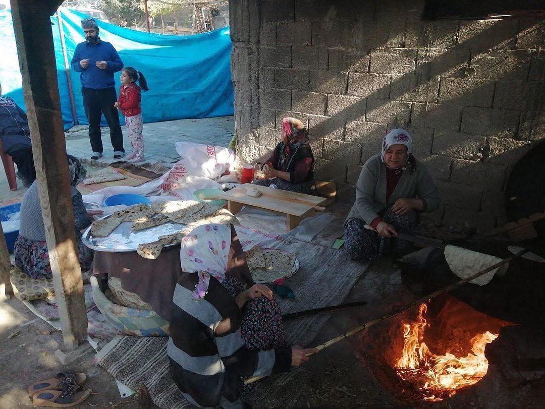 Osmaniye’de İmece Geleneği Yaşatılıyor Ekmek (2)