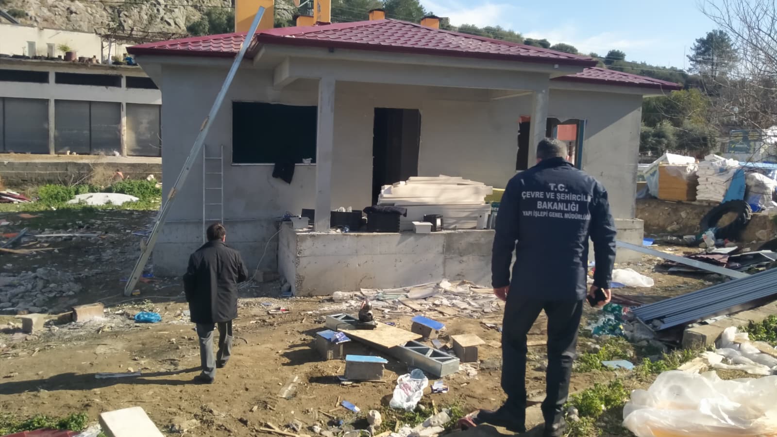 Osmaniye’de Zafer Bektaş Hemite Deprem Konutlarını İnceledi4