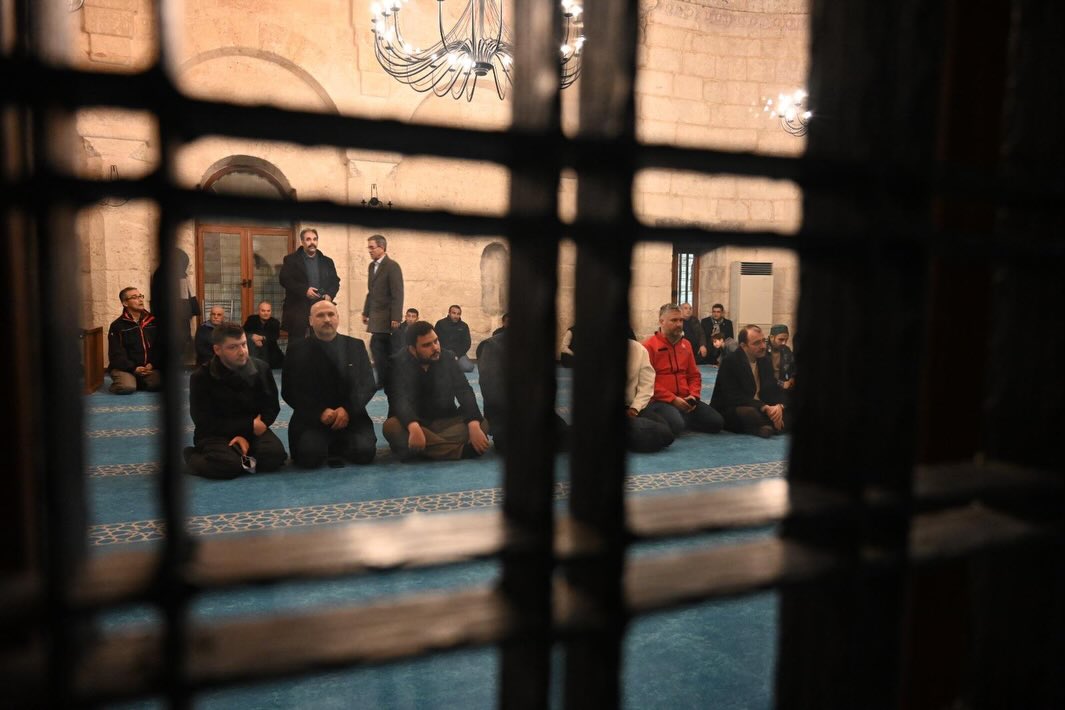 Restorasyon Tamamlanan Ala Camii Kadirli’de Yeniden İbadete Açıldı (4)