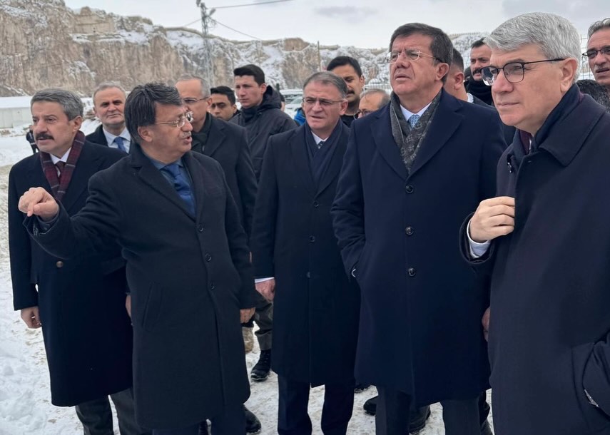 Seydi Gülsoy Van’da Cuma Sonrası Vatandaşlarla Buluştu2