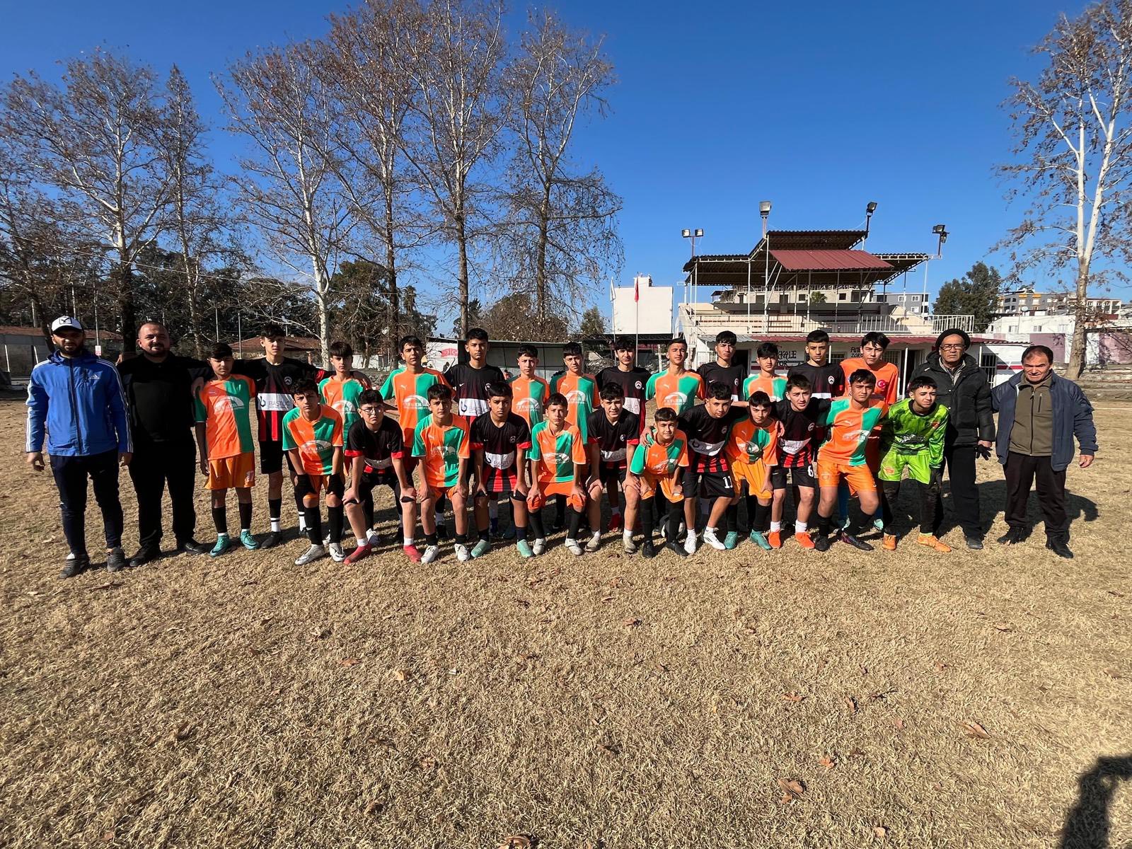 Toprakkale'de Gençler Sahada Umut Verdi (2)