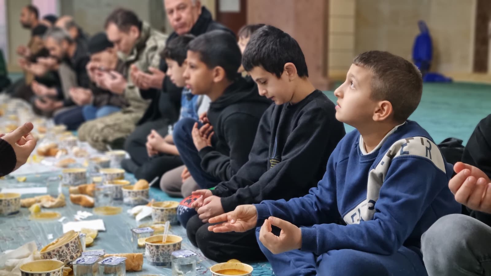 Toprakkale’de Sabah Namazında Manevi Buluşma (1)