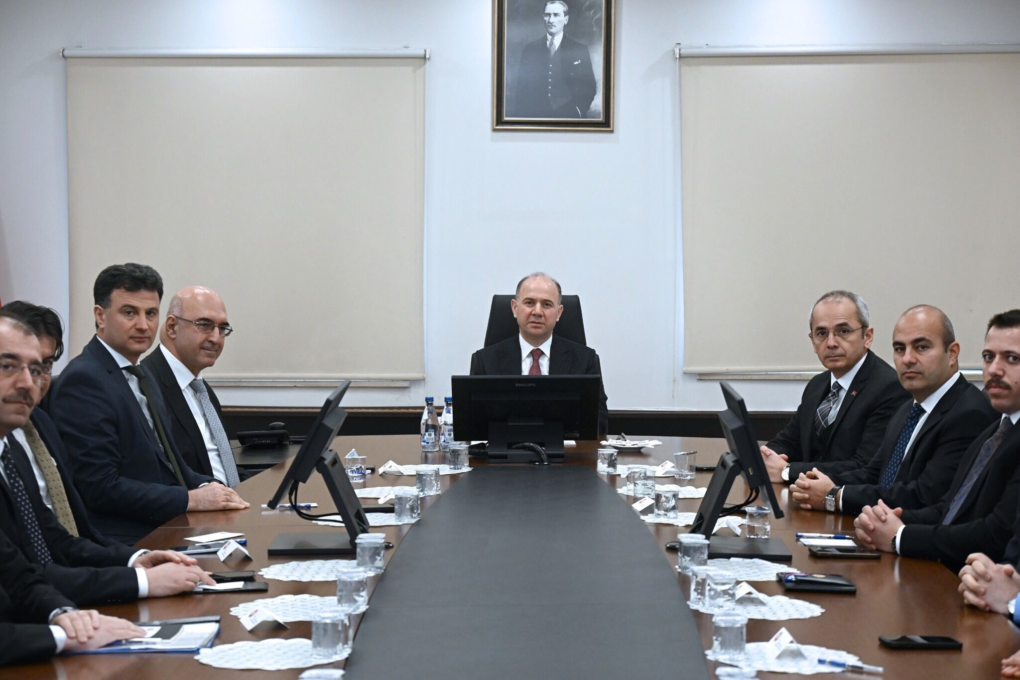 Vali Serdengeçti’den İlk Toplantı “İstişareyle Güçlenen Bir Yönetim Anlayışı” (1)