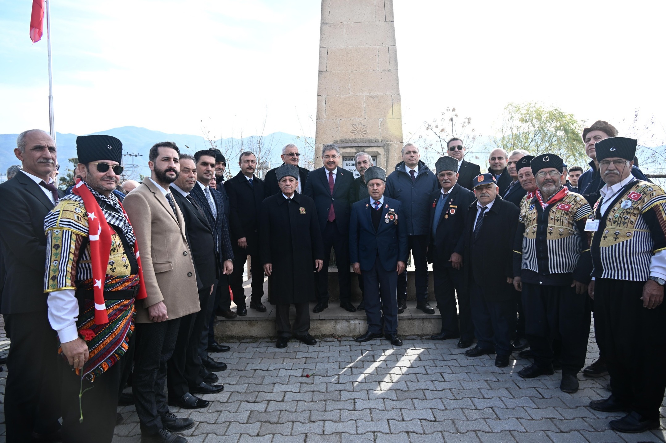 Vali Yılmaz Şehit Kaymakam Saim Bey’i Dualarla Andı3