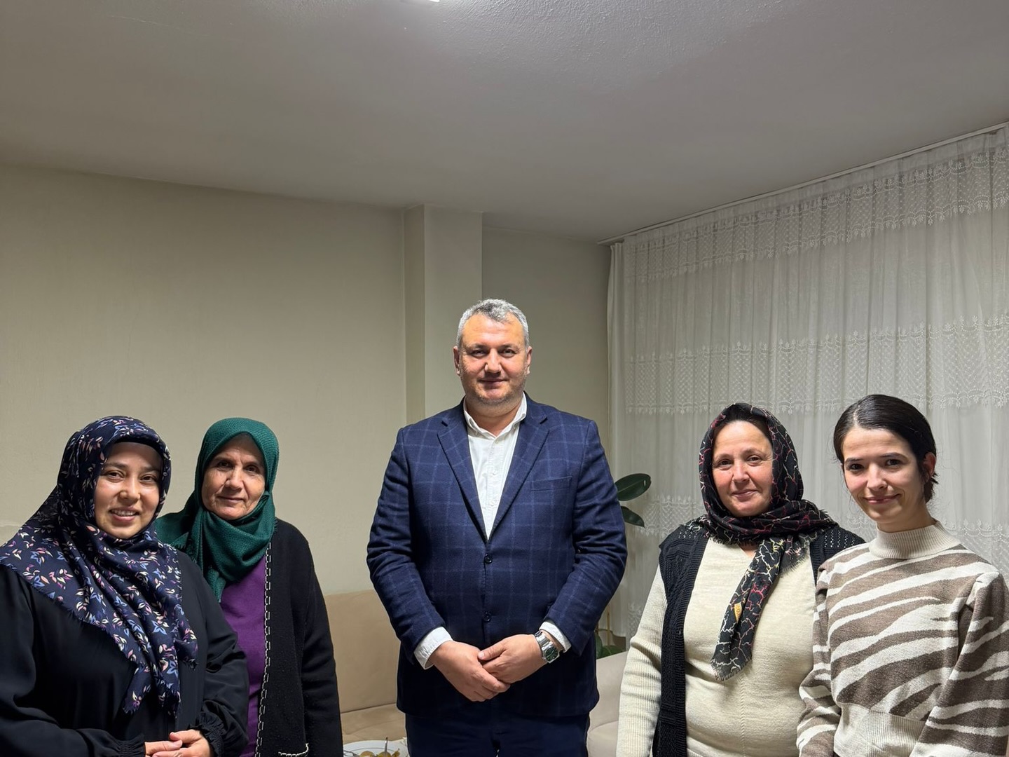 640262478 18428639416191490 7602980117366807789 N