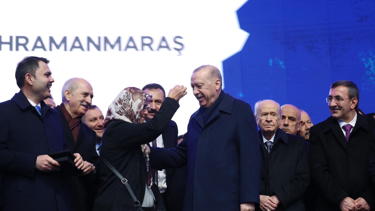 Bakan Kurum “Deprem Şehitlerimizi Özlemle Andık” (2)