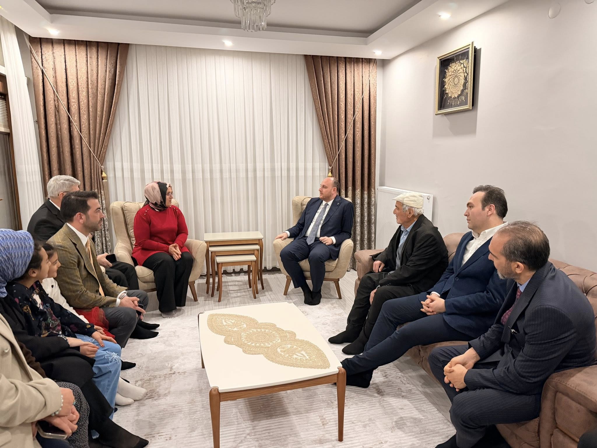 Büyükgümüş’ten Depremzede Aileye Ziyaret (2)