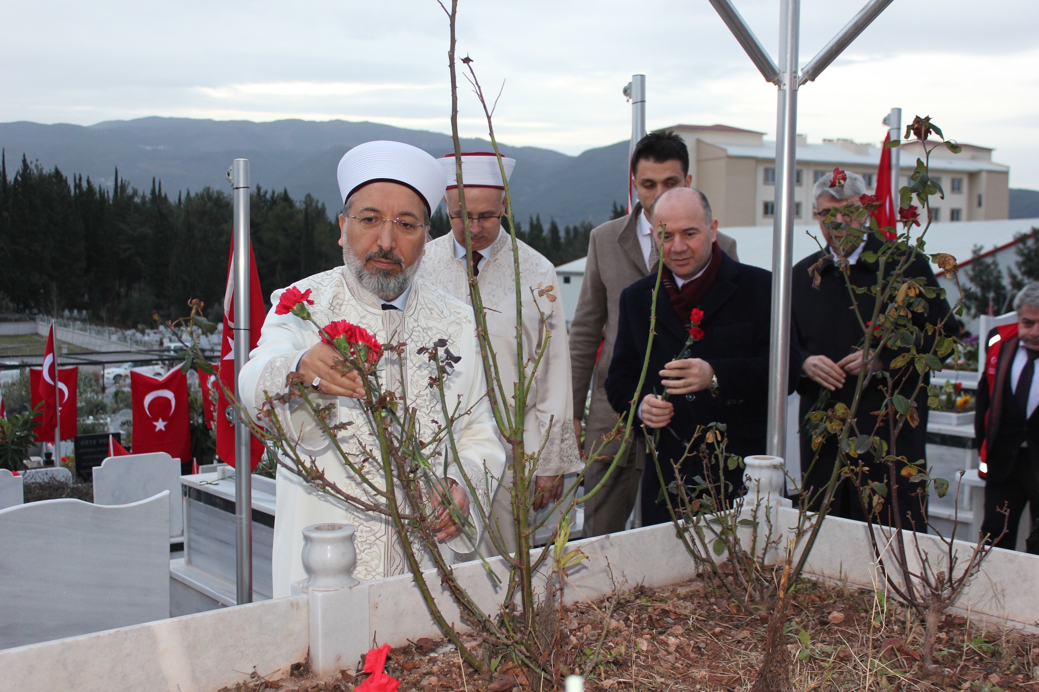 Diyanet İşleri Başkanı Arpaguş’tan Deprem Şehitleri İçin Dua (3)