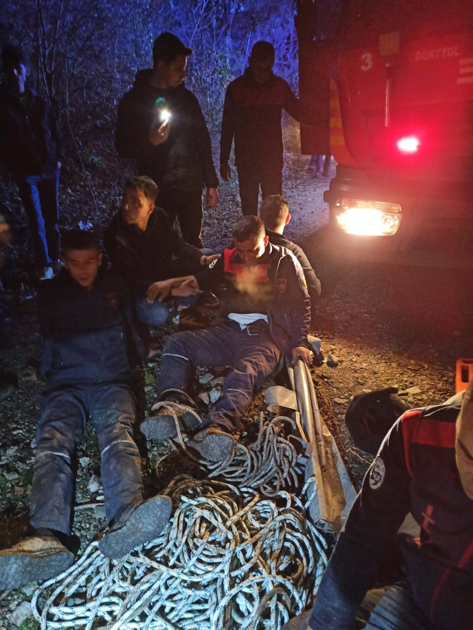 Dörtyol’da Toprak Kayması Paniği (1)