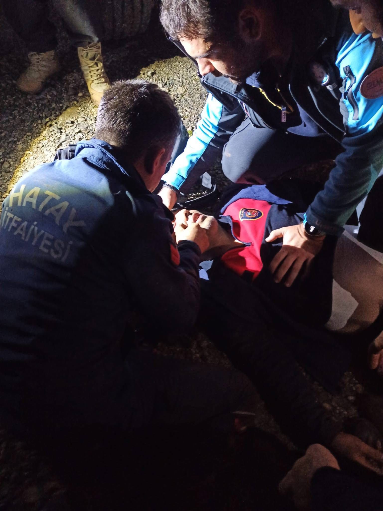 Dörtyol’da Toprak Kayması Paniği (4)