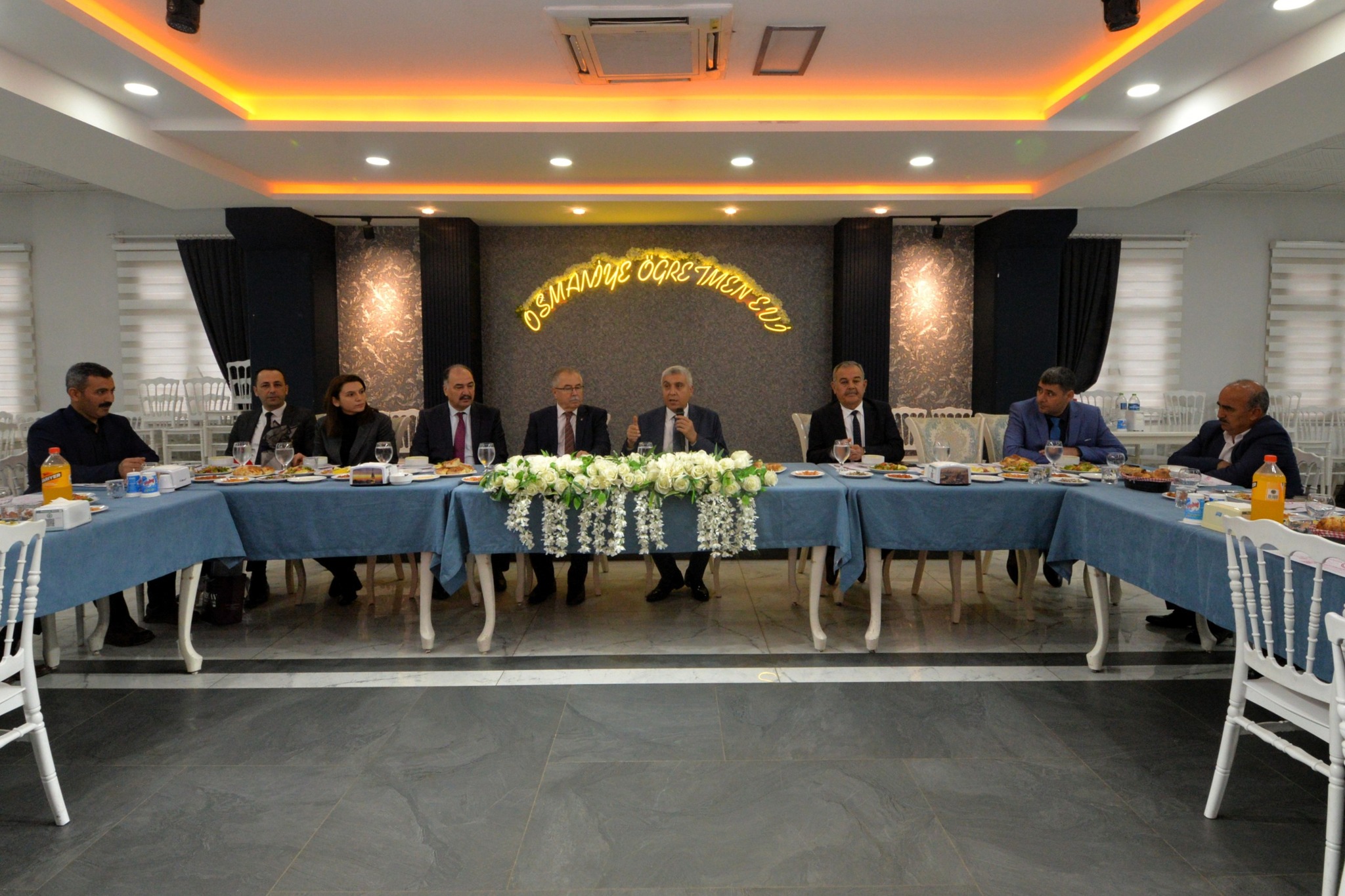 Eğitime Emek Veren İsim Suat Özat’a Anlamlı Veda (2)