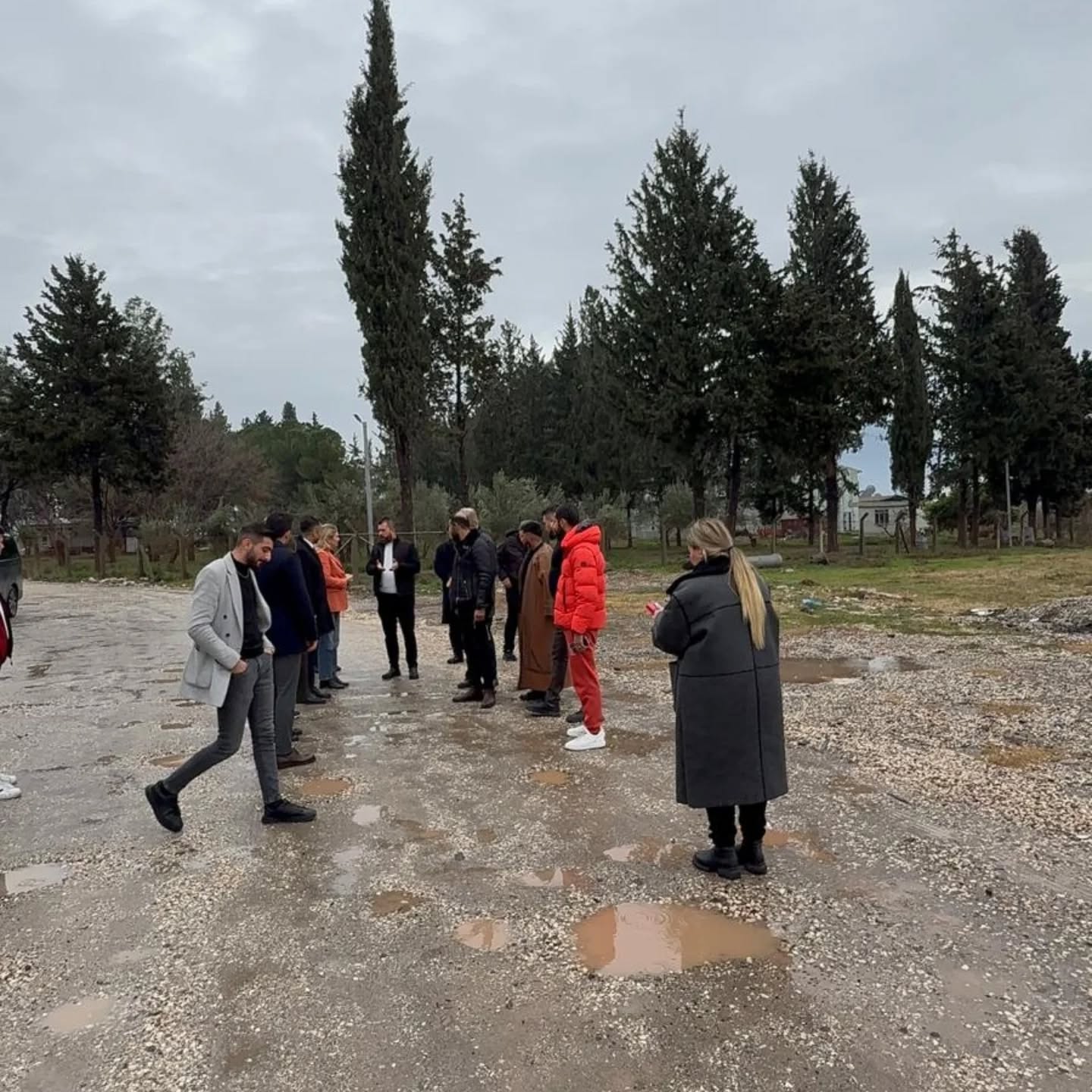 Galericiler Sitesi Esnafı Altyapı Sorununu Milletvekiline Taşıdı (7)