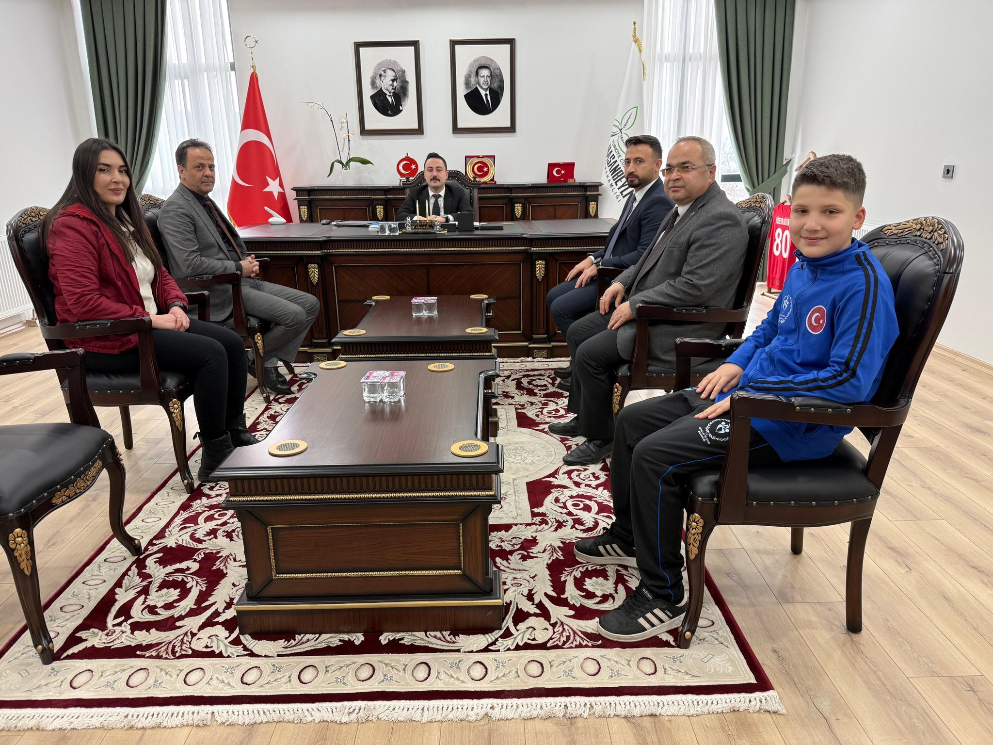 Hüseyin Bütüner Yusuf Özay’ı Makamında Ağırladı2