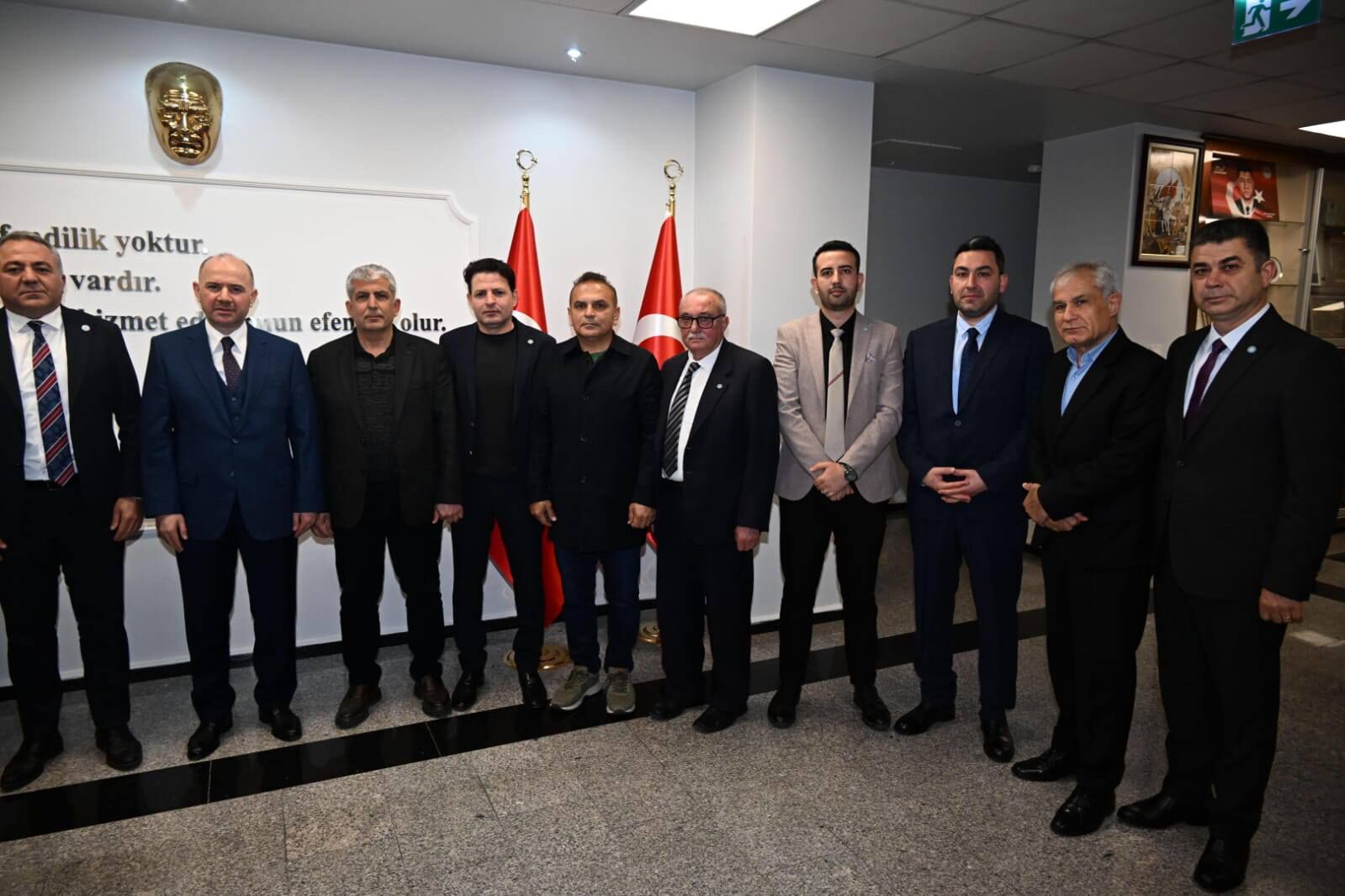 İyi̇ Parti’den Vali Serdengeçti’ye Hayırlı Olsun (1)