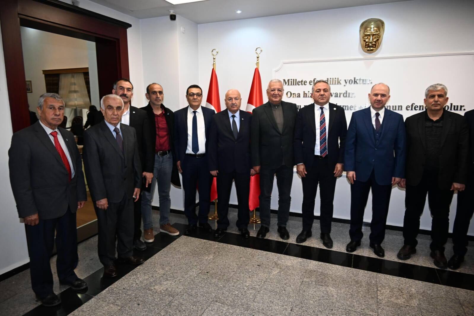 İyi̇ Parti’den Vali Serdengeçti’ye Hayırlı Olsun (3)