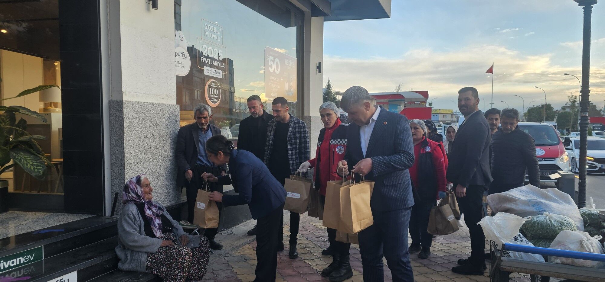 Kadirli Belediyesi’nden Ramazan’da Esnafa İftar İkramı (2)