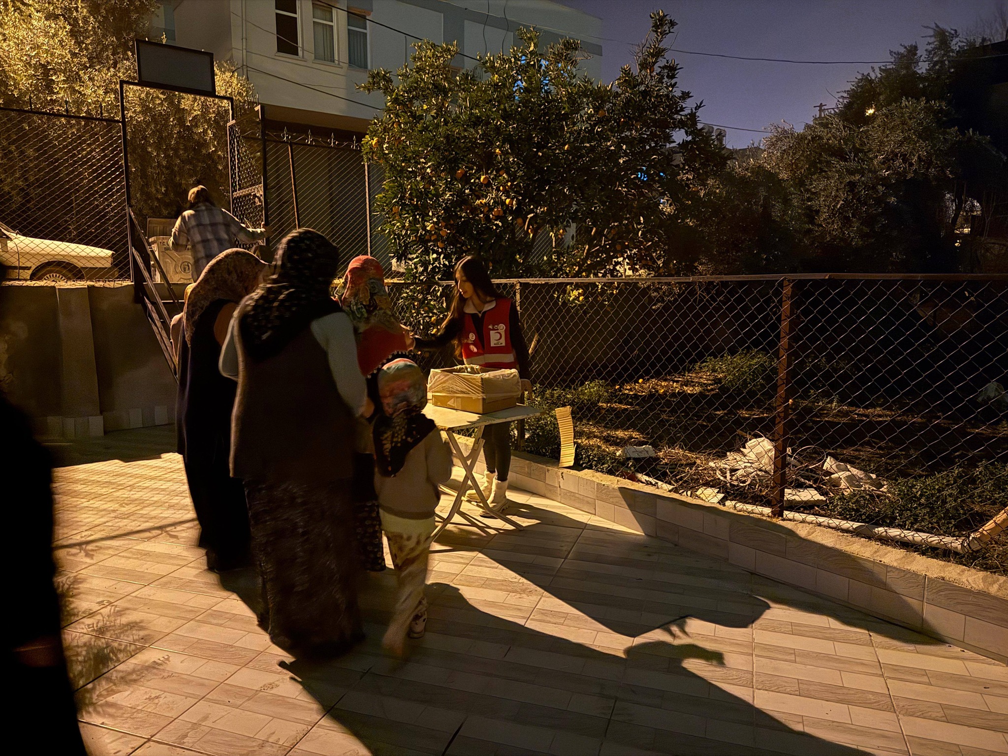 Kızılay Kadirli Şubesi’nden Berat Kandili’nde Vatandaşlara İkram (3)