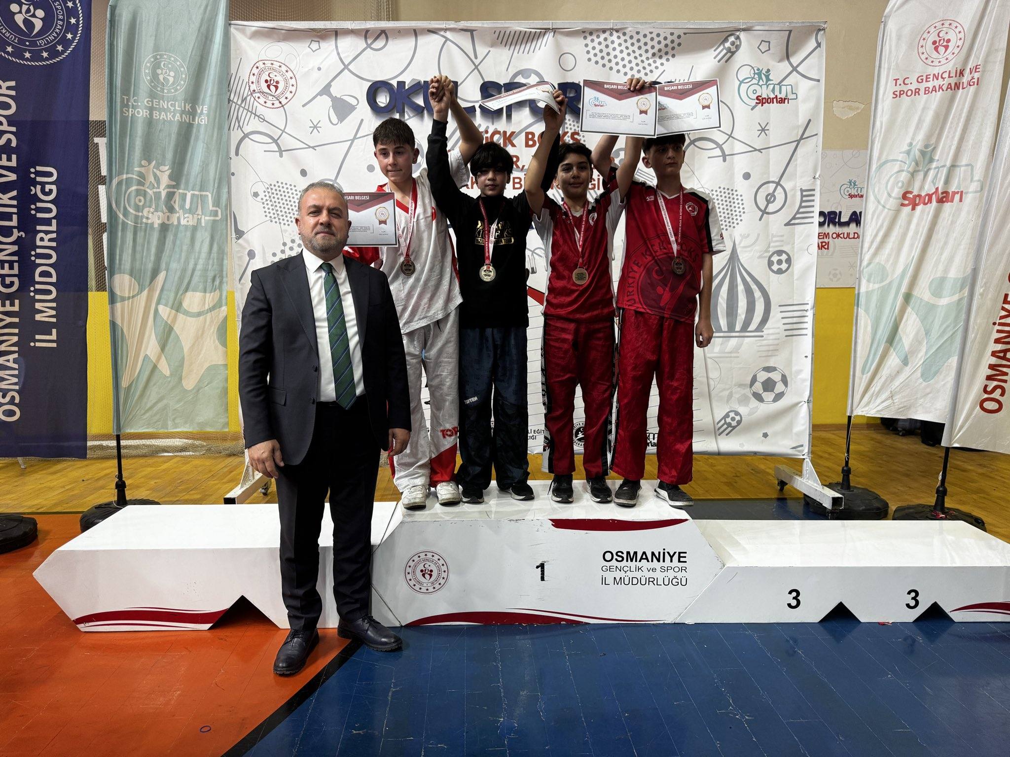 Osmaniye Okul Sporları Kick Boks Şampiyonası Sona Erdi Mi7