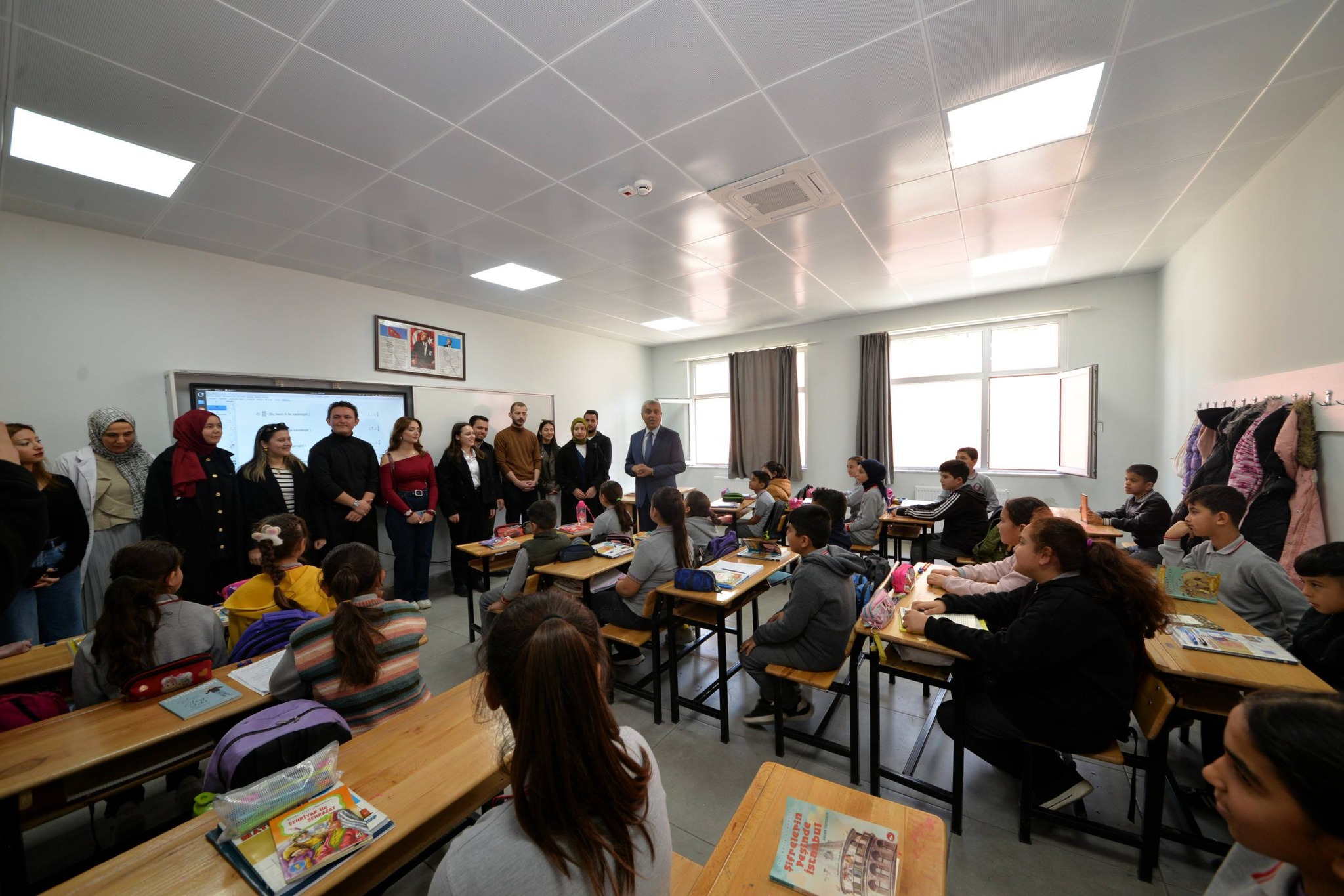 Osmaniye Vakfı’ndan Issızca Okuluna Kitap Desteği2