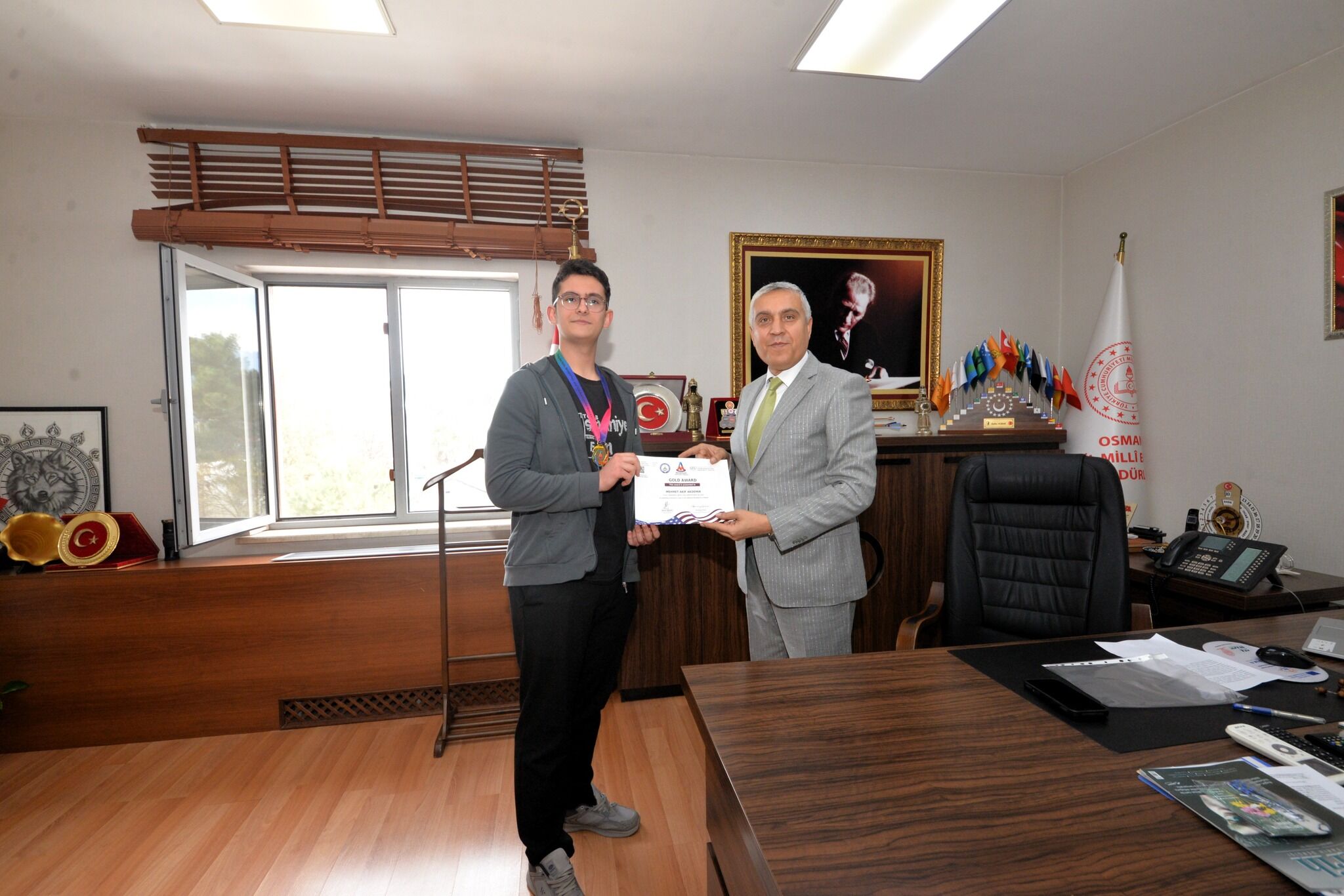 Osmaniyeli Öğrenciye Altın Başarı (1)