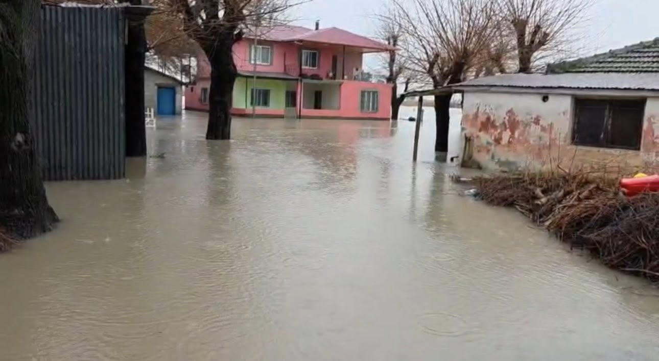 Sağanak Yağış Kadirli’yi Vurdu (8)