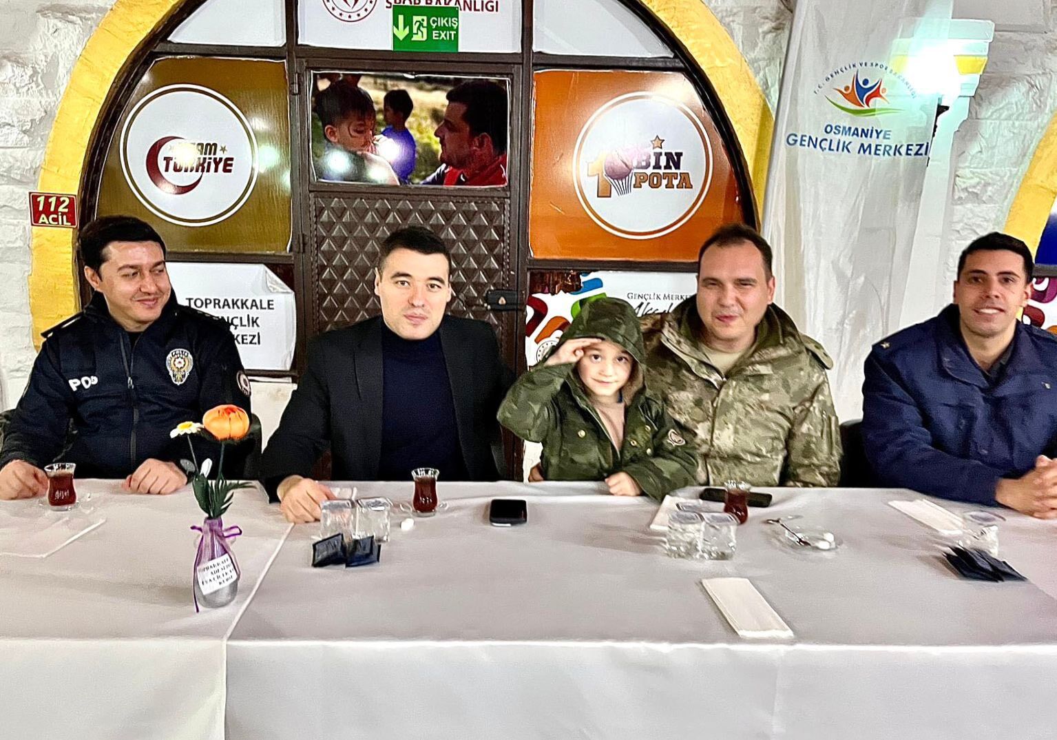 Toprakkale Kaymakamı Çocuklarla İftar Sofrasında (5)