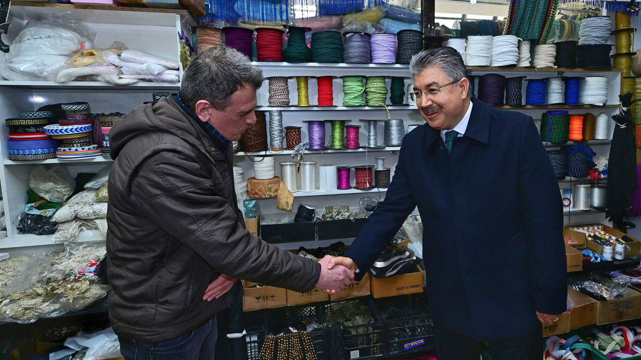 Vali Erdinç Yılmaz Taşbaşı Esnafını Ziyaret Etti8