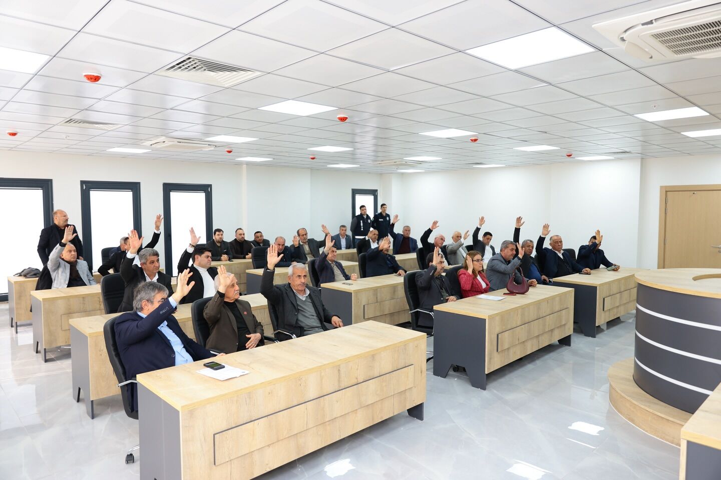 645816330 18429774535191490 8371695243634580118 N