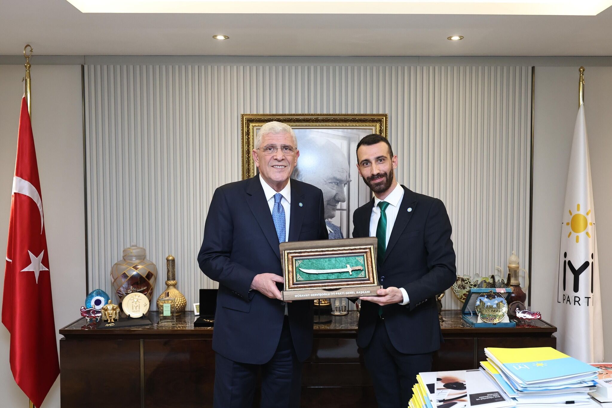 657562588 1557901186335764 2436302937190382499 N