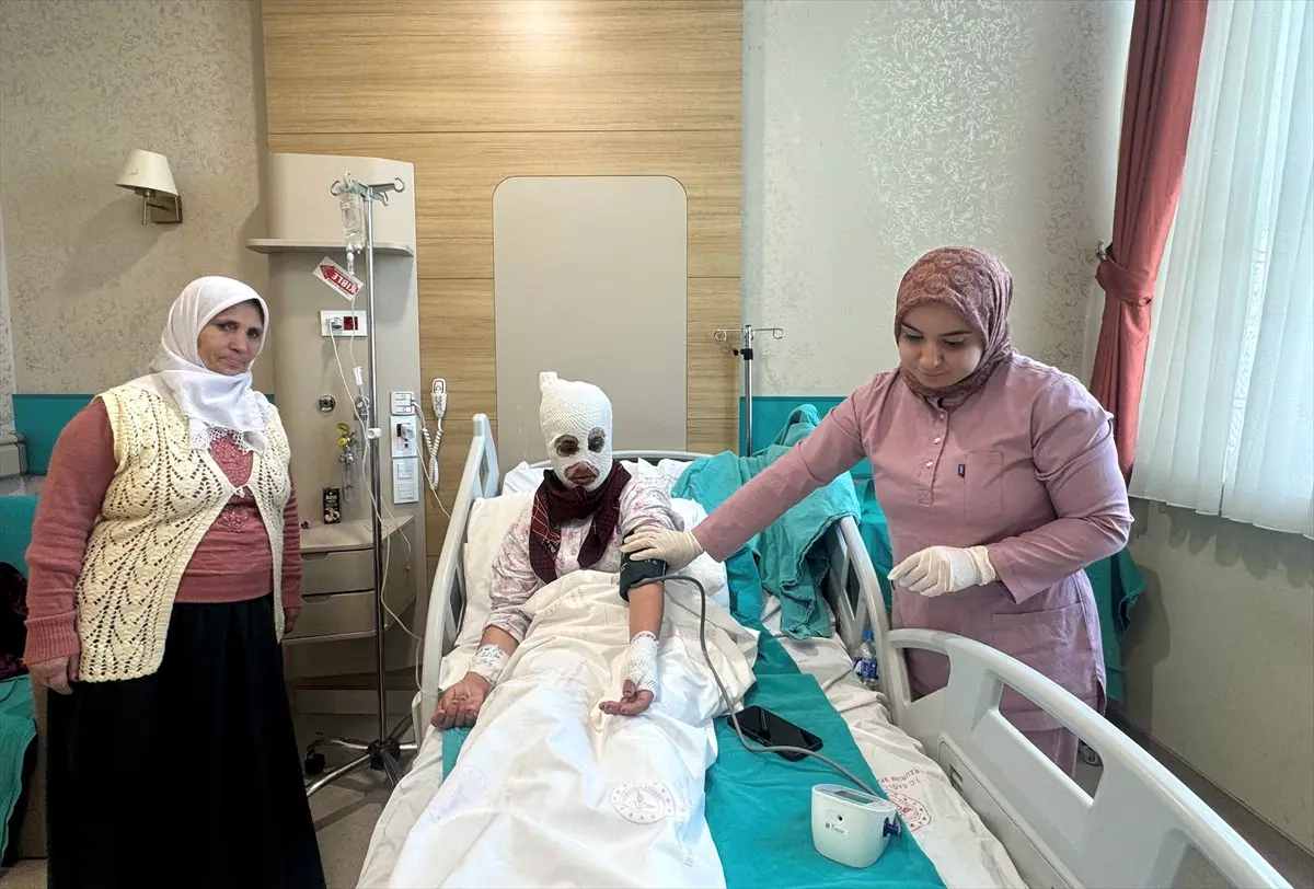 77R0 J 1772366733 1976