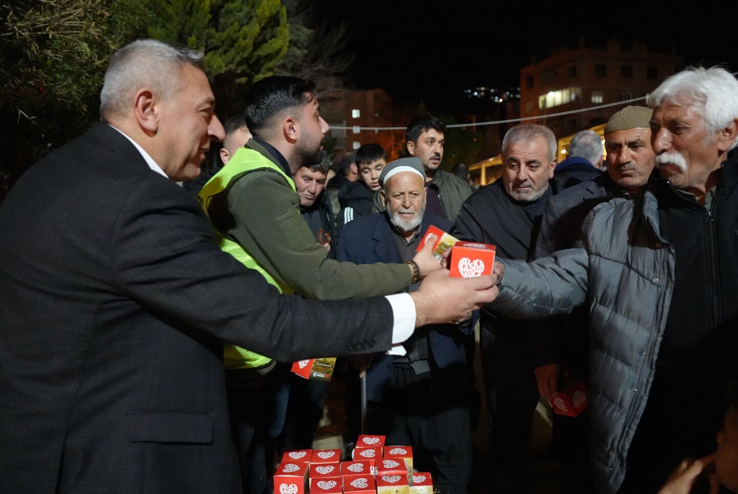 Bahçe’de Kadir Gecesi Coşkusu (7)